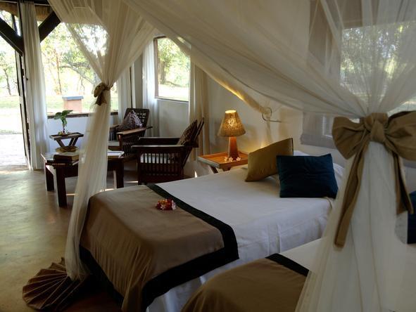 Kapani Lodge - Bedroom 